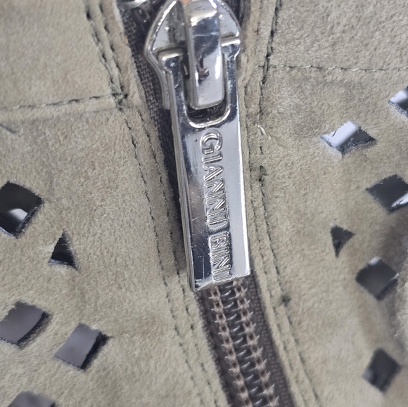 Gianni Bini Sage Green Suede CutOut Lace Up Booties Women 8.5M Block Heel - Picture 6 of 16